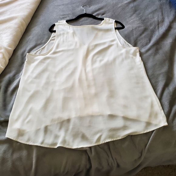 IVORY/WHITE blouse plus size - Picture 2 of 4